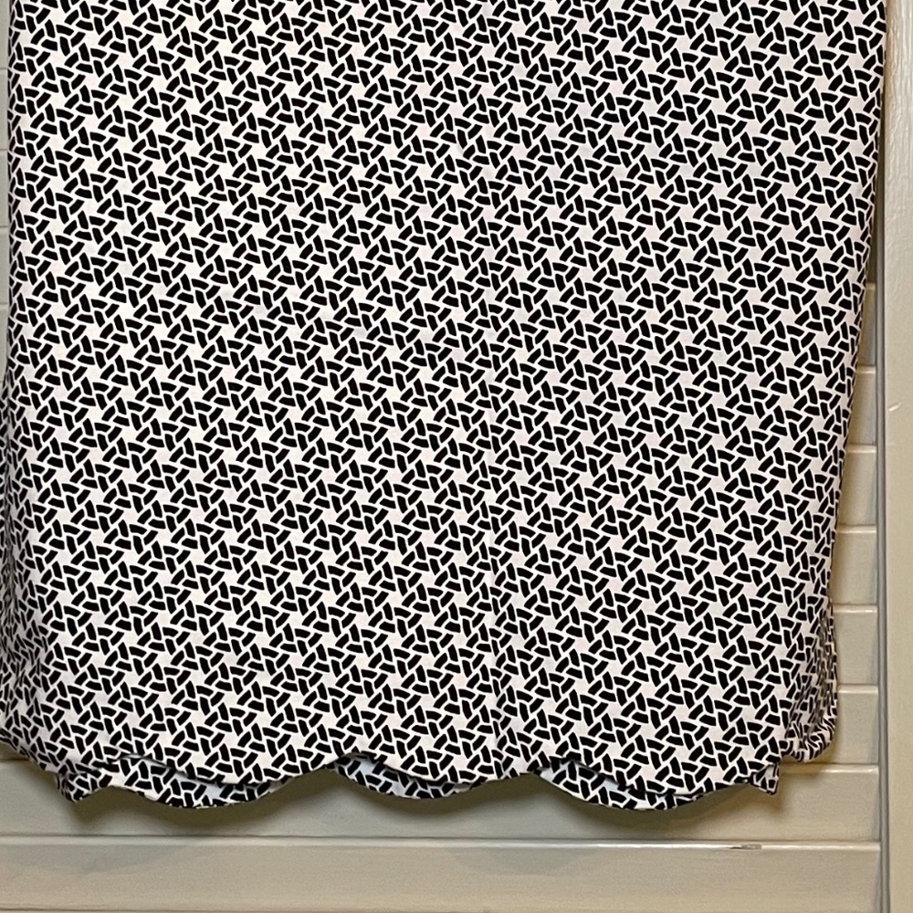 Adorable Talbots print skirt size Petite 16 - Picture 2 of 2